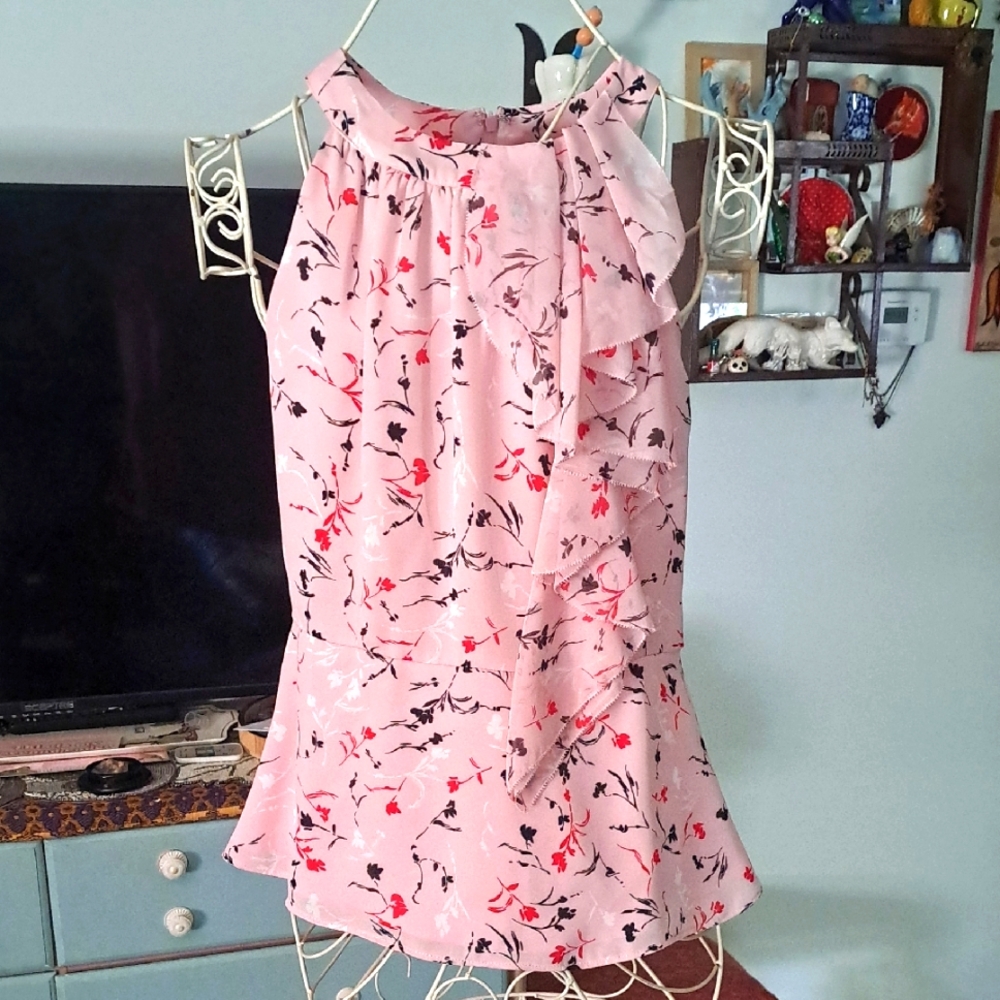 White House Black Market Pink Ruffled Peplum Sleeveless Blouse, Sz 6